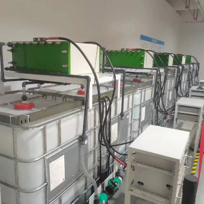 에너지 저장을 위한 자체 핵심 기술을 갖춘 50kw/200kwh 바나듐 REDOX 흐름 배터리
